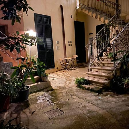B&B Case A San Matteo Марсала Экстерьер фото