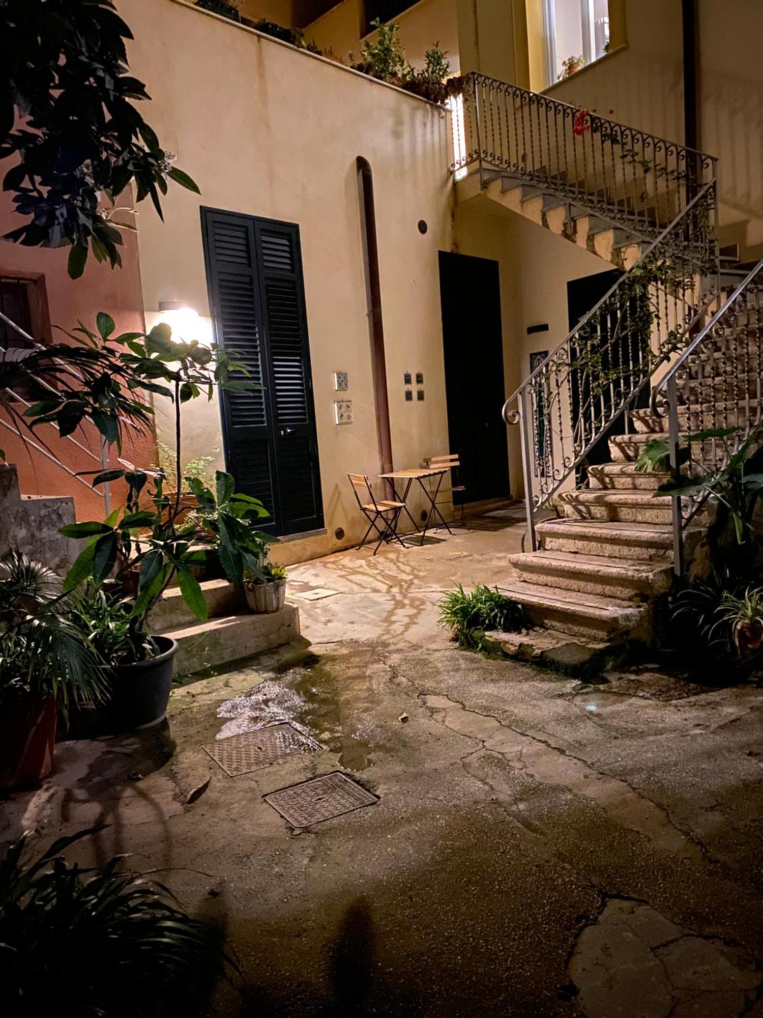 B&B Case A San Matteo Марсала Экстерьер фото